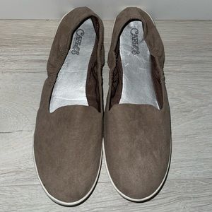 Carlos Santana Flats sz 8